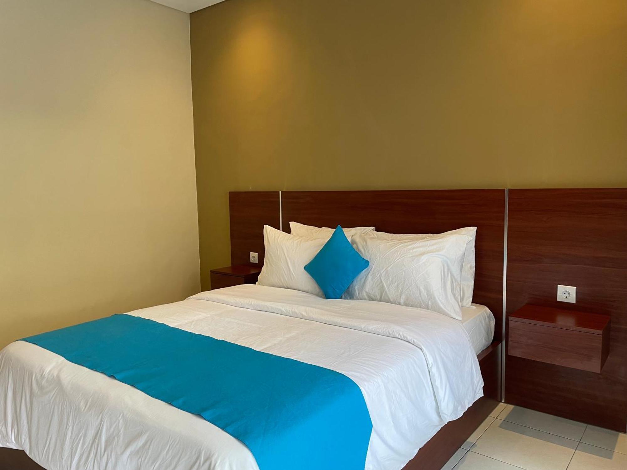 Seminyak Point Guest House Buitenkant foto