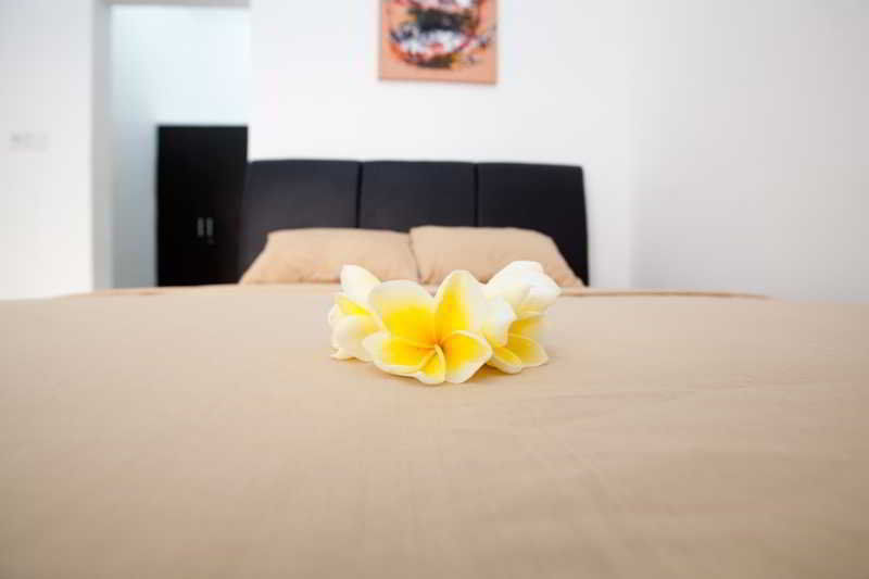 Seminyak Point Guest House Buitenkant foto