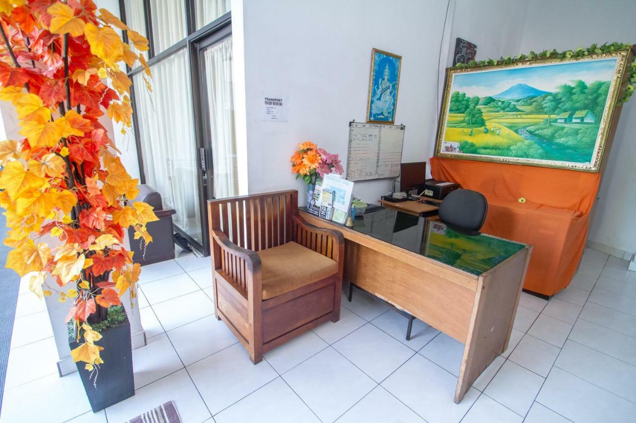 Seminyak Point Guest House Buitenkant foto